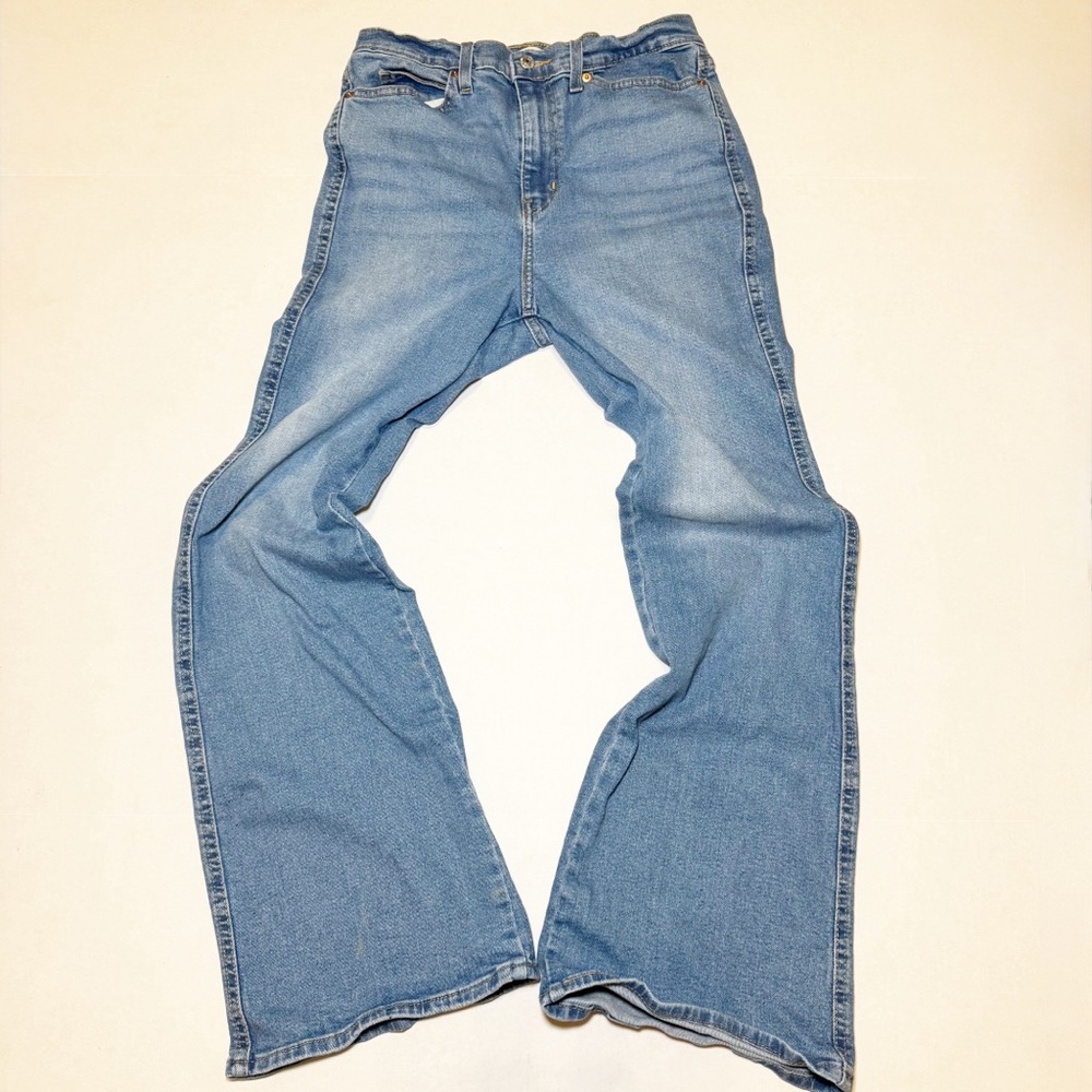 Levi Strauss Signature Heritage High Rise Flare Jeans Women’s Size 8 Long